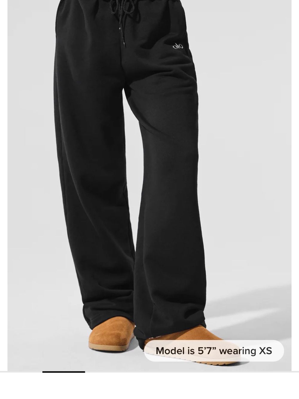 ALO Yoga Straight Leg Sweatpants in Black